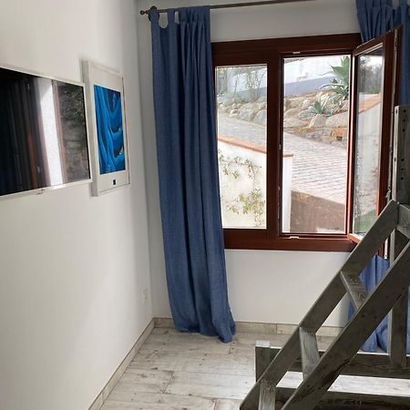 B&B Premium Premia De Dalt Екстериор снимка