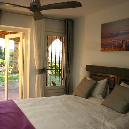 B&B Premium Premia De Dalt Екстериор снимка