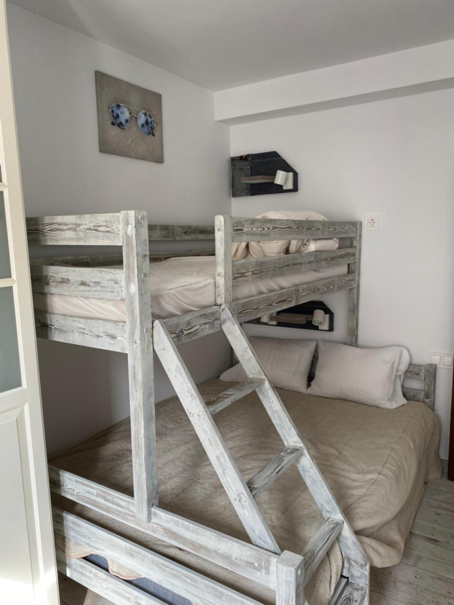 B&B Premium Premia De Dalt Екстериор снимка