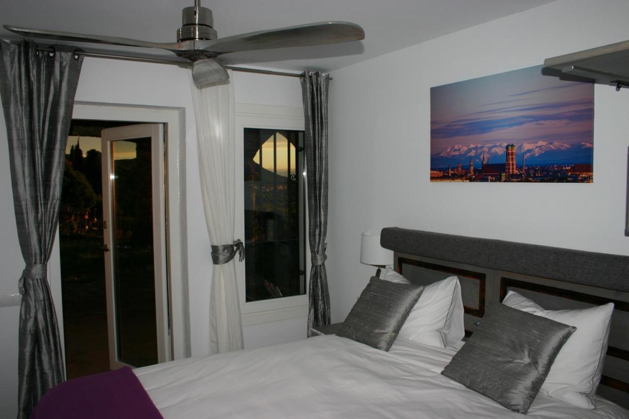 B&B Premium Premia De Dalt Екстериор снимка